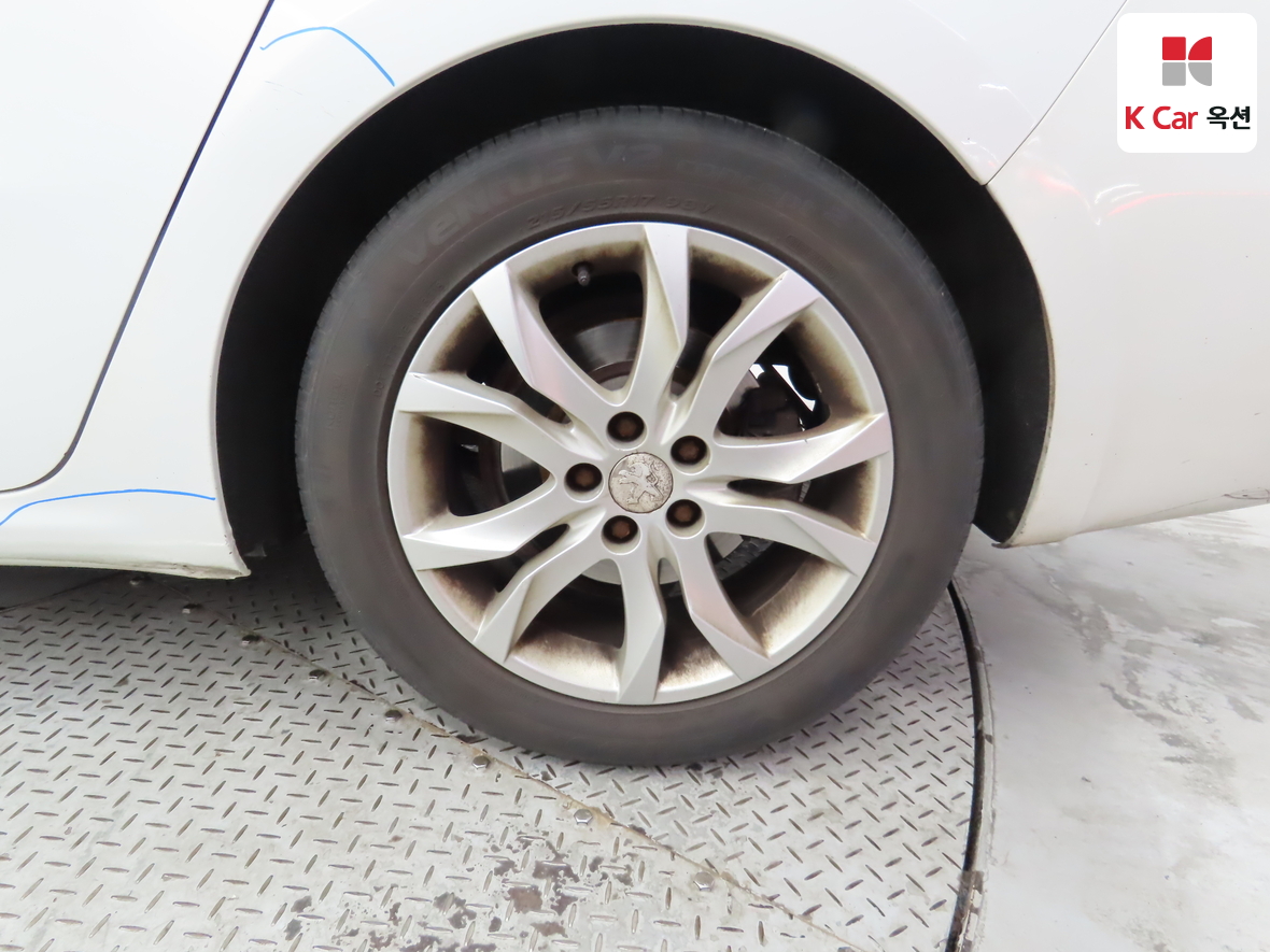 PEUGEOT 푸조 2013 - 이미지 48