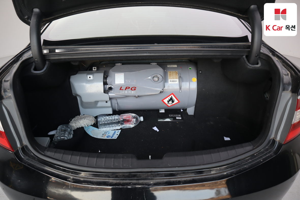 هيونداي أزيرا 2012 - صورة 24