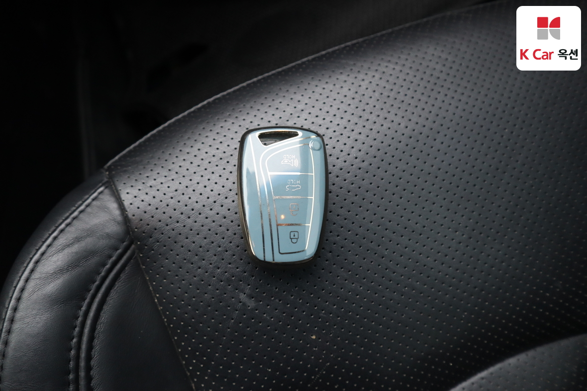 هيونداي أزيرا 2012 - صورة 16