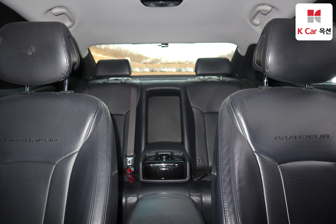 هيونداي أزيرا 2012 - صورة 17