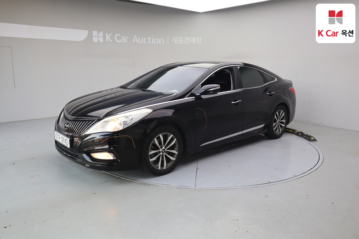 هيونداي أزيرا 2012 - صورة 1