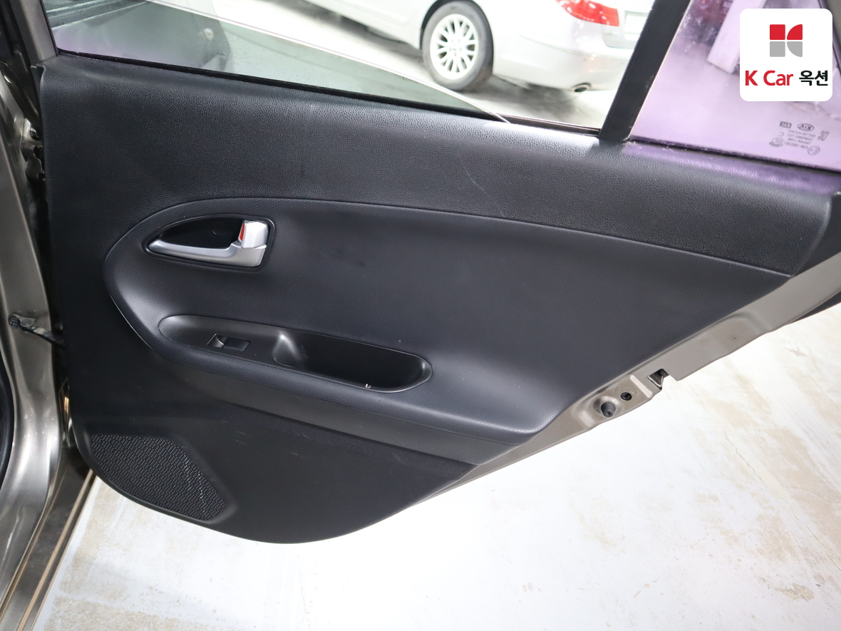 Kia Morning 2016 - Image 27