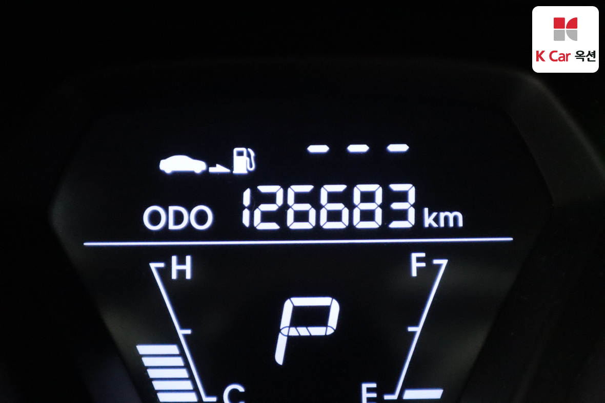 Hyundai Elantra 2012 - Image 4