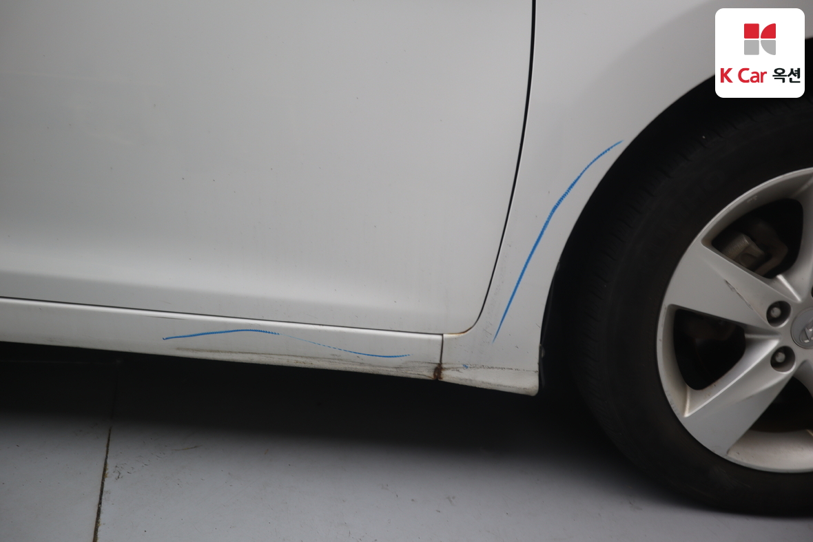 Hyundai Elantra 2012 - Image 37