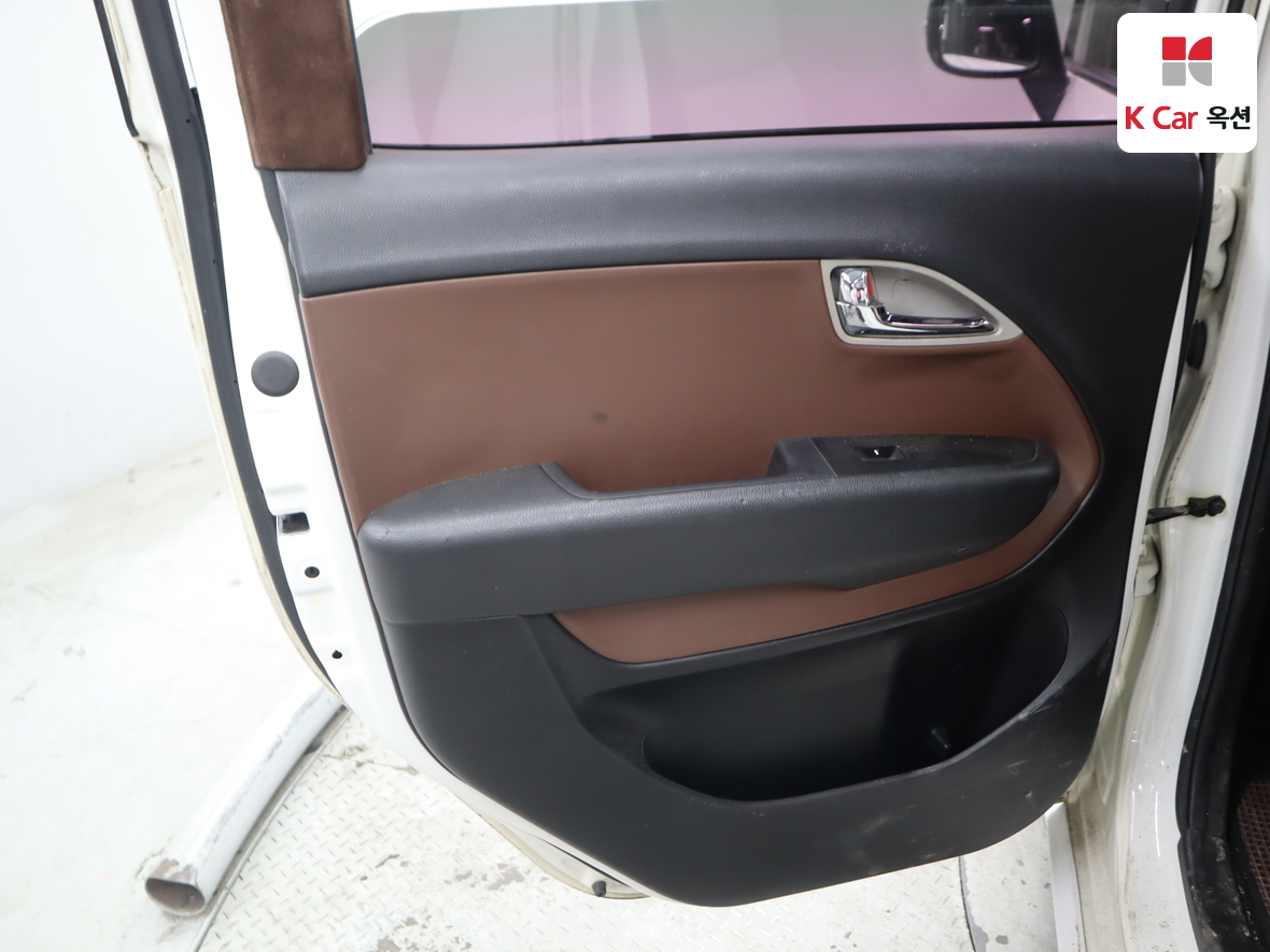 Kia Ray 2013 - Image 24