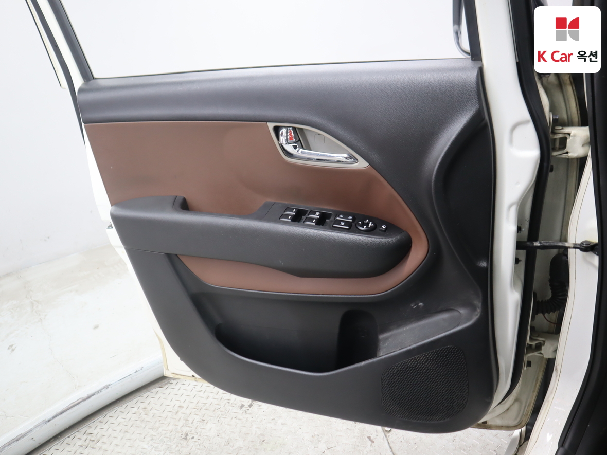 Kia Ray 2013 - Image 8