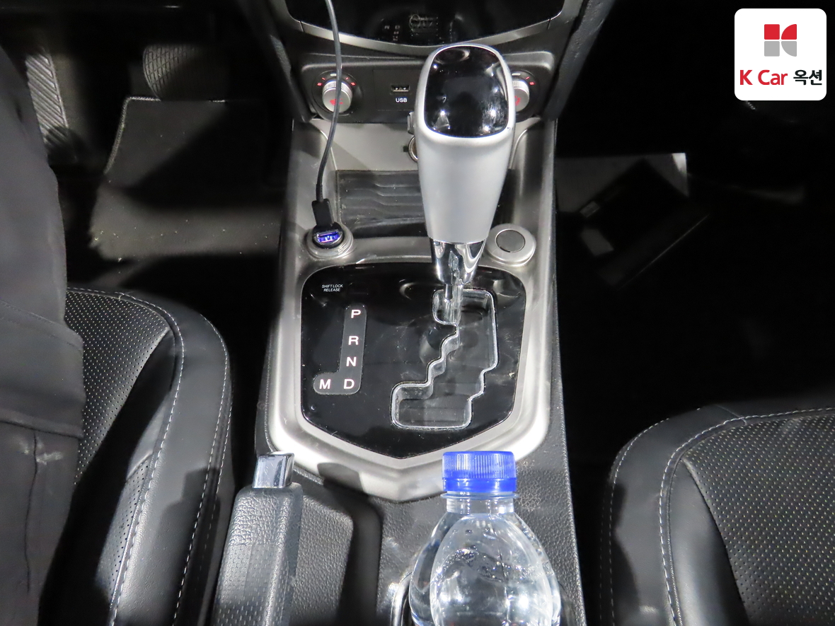 KG Mobility Tivoli 2015 - Image 16