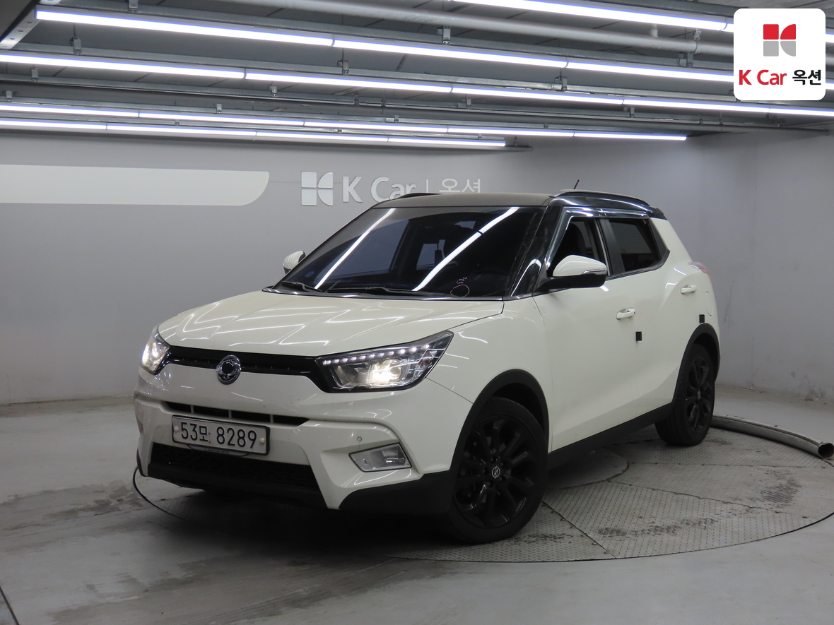 KG Mobility Tivoli 2015 - Image 1