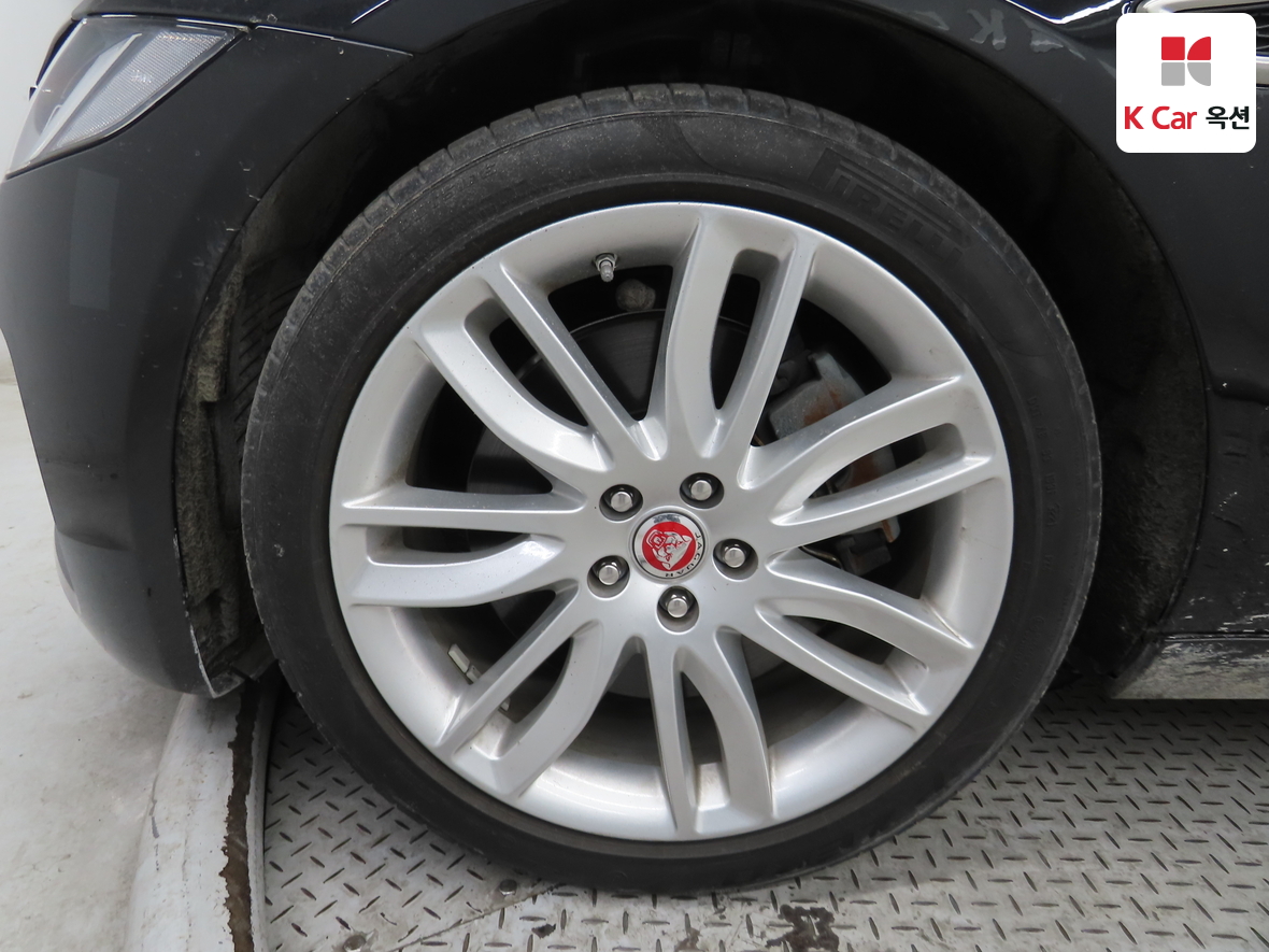 جاكوار جاكوار 2022 - صورة 48