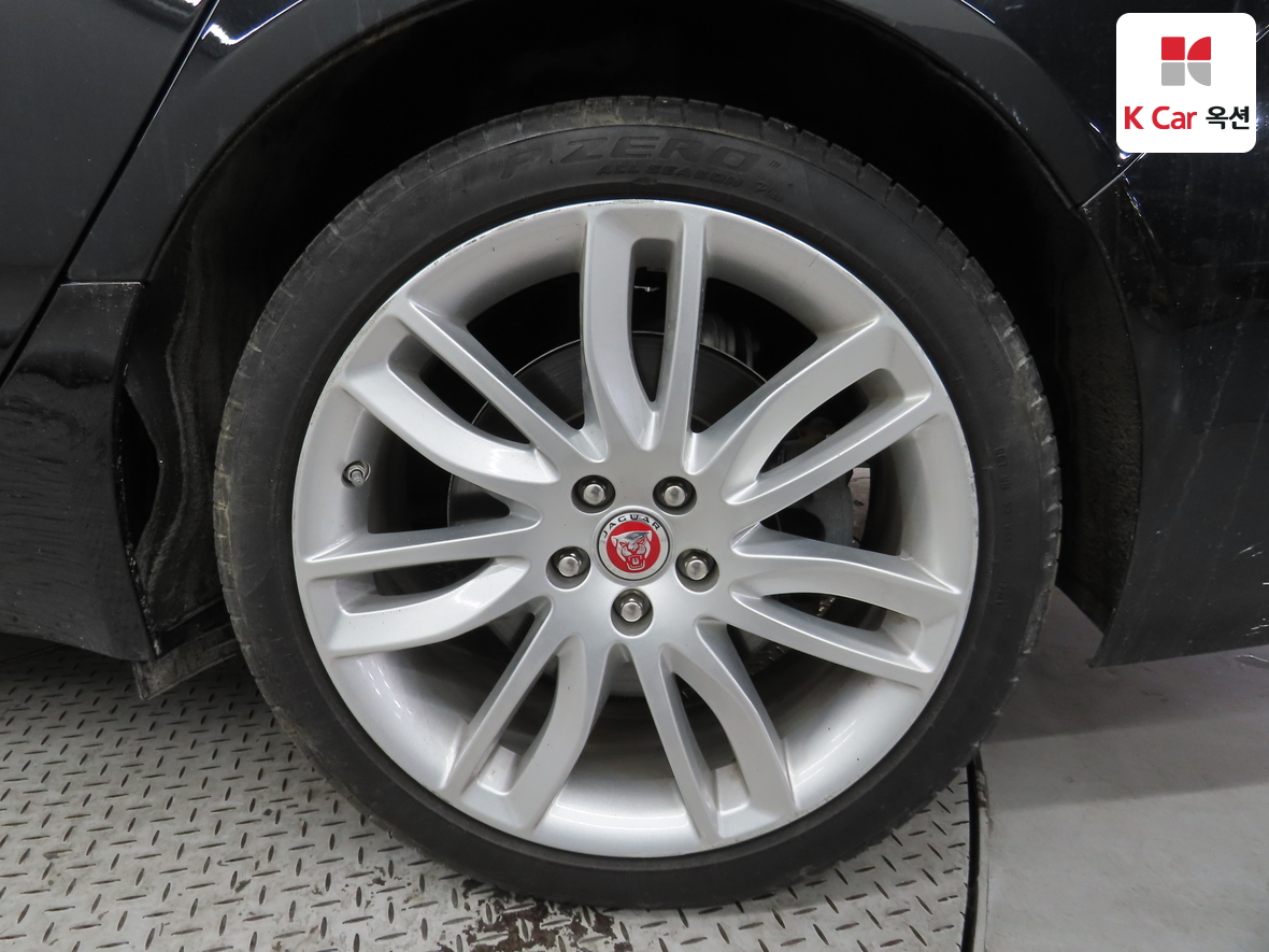 جاكوار جاكوار 2022 - صورة 47