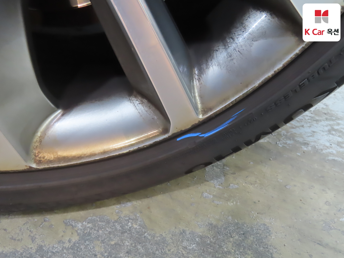 BMW X6 2017 - Image 45