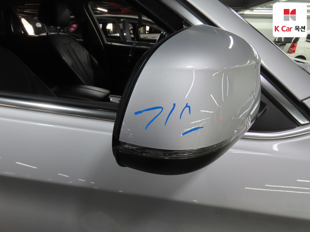 BMW X6 2017 - Image 44