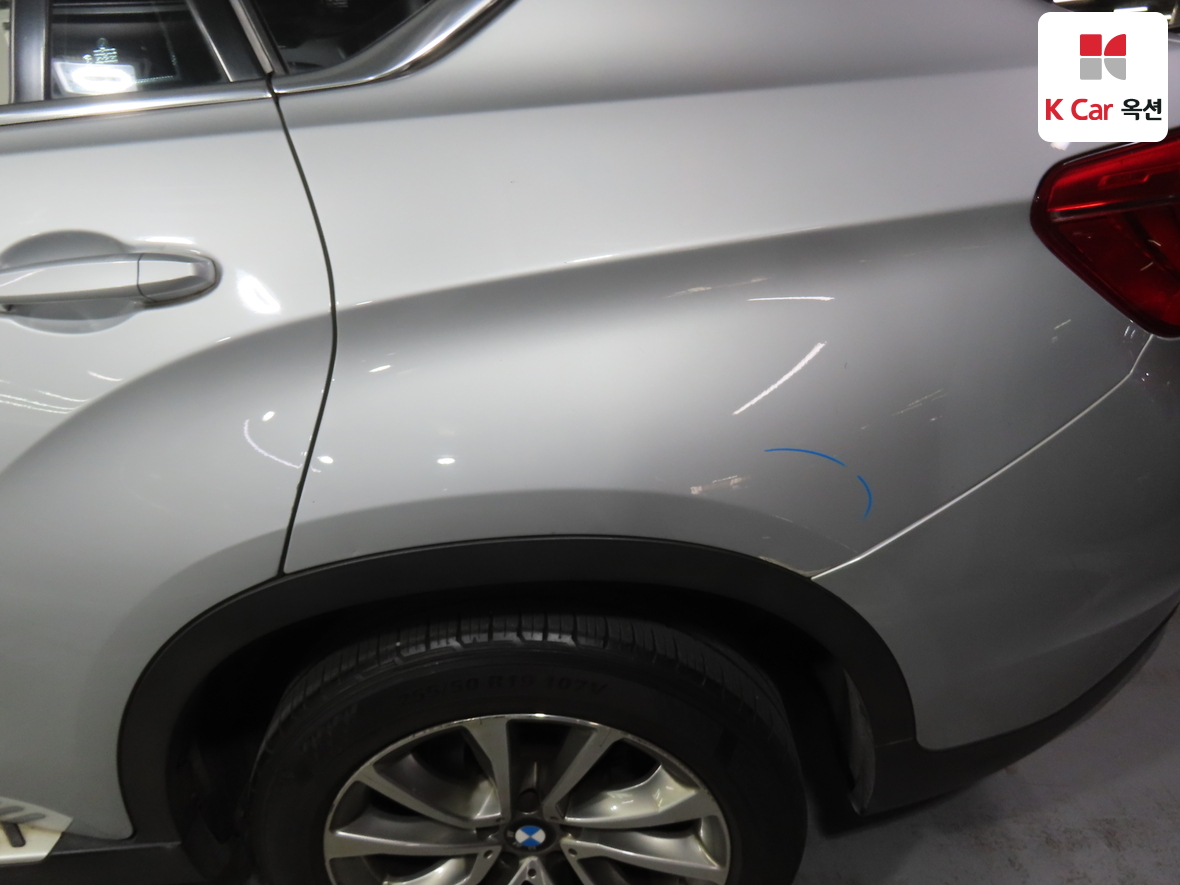 BMW X6 2017 - Image 41