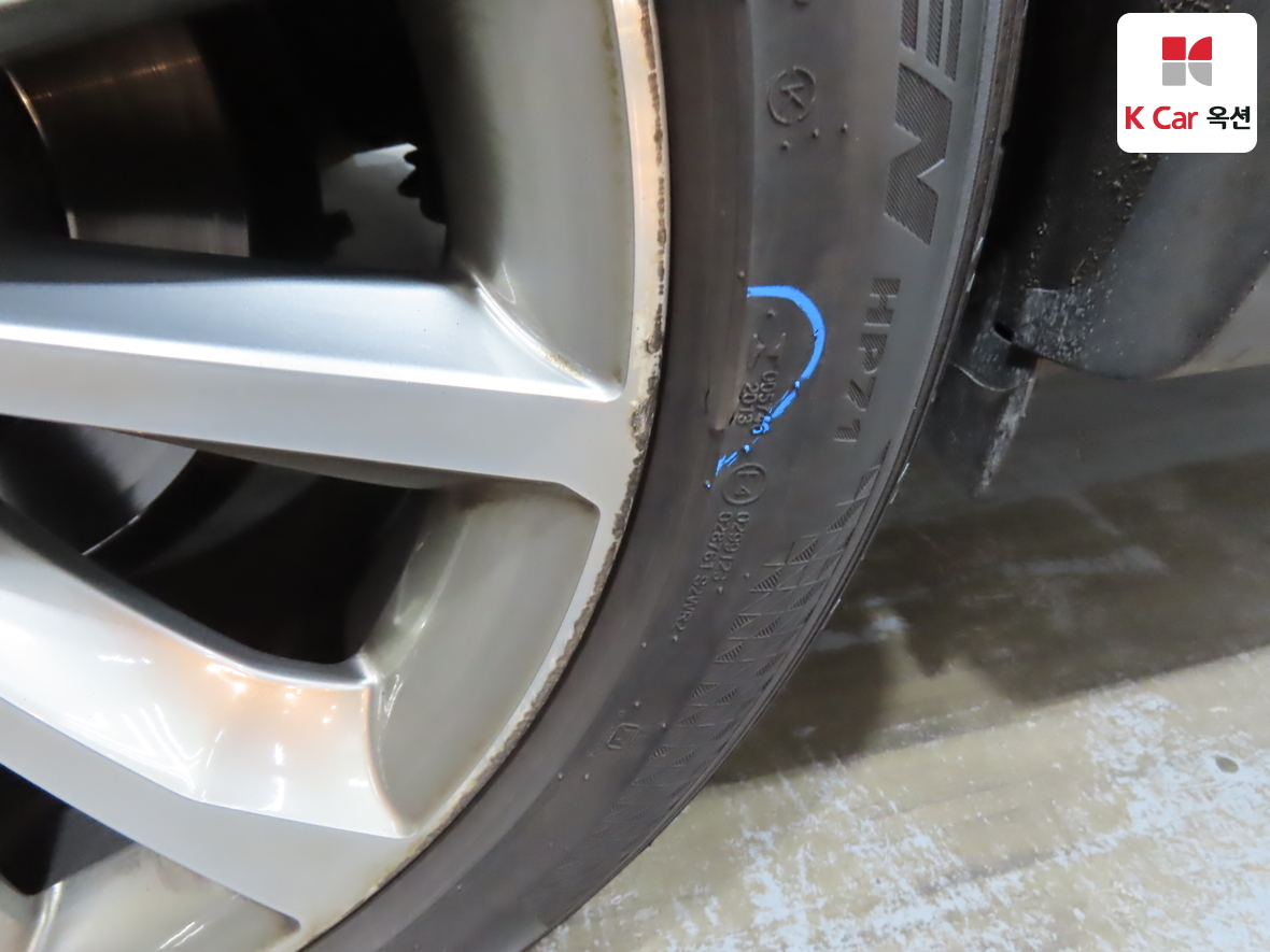 BMW X6 2017 - Image 46