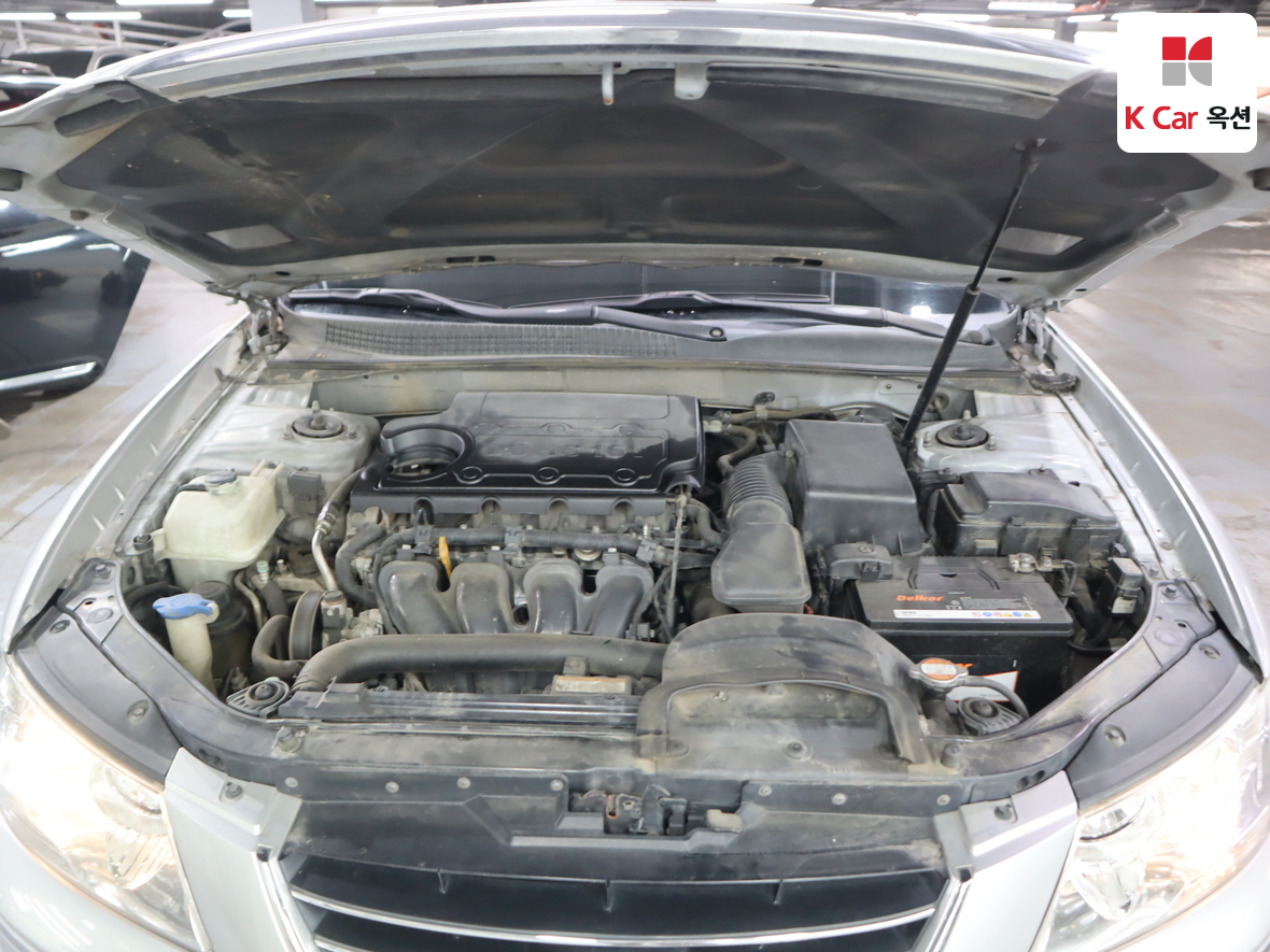 Hyundai Sonata 2009 - Image 33