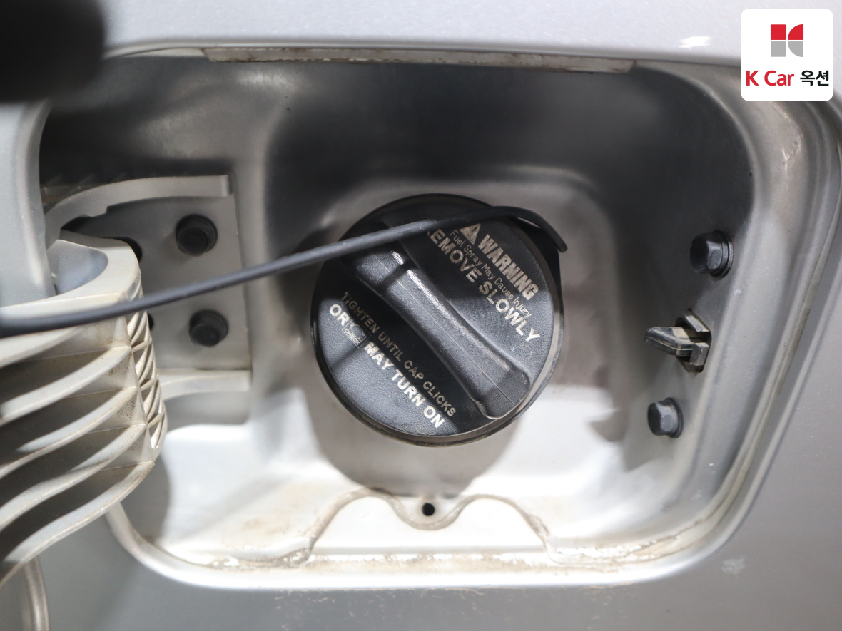 Hyundai Sonata 2009 - Image 25