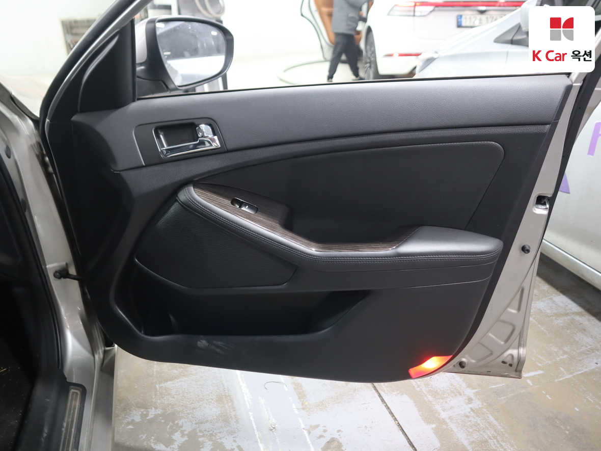 기아자동차 K5 2011 - 이미지 28