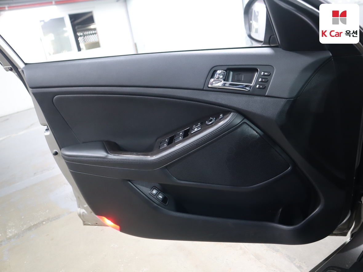 기아자동차 K5 2011 - 이미지 8