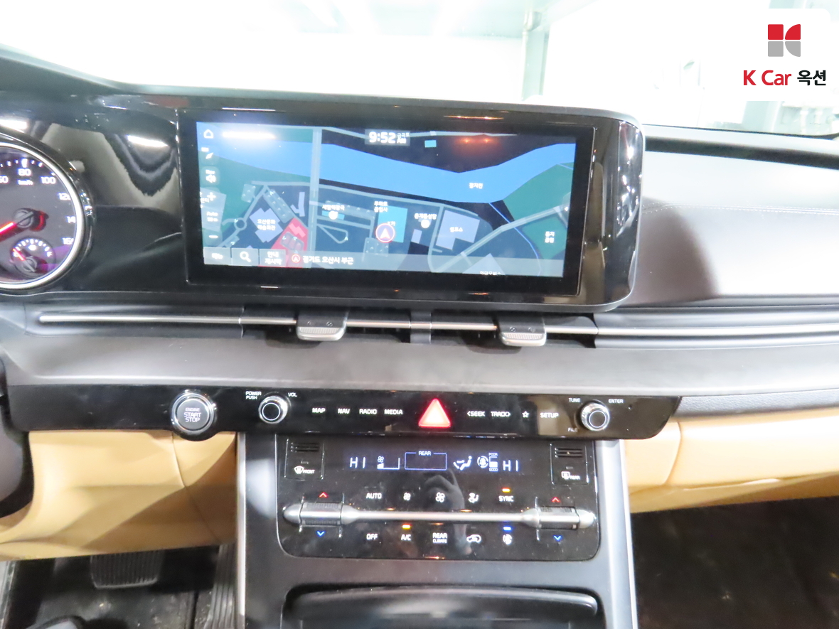 Kia Carnival 2023 - Image 6