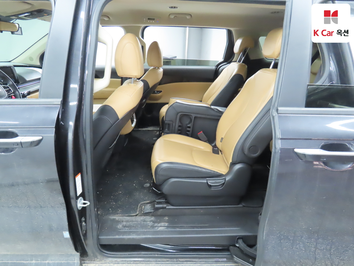 Kia Carnival 2023 - Image 22