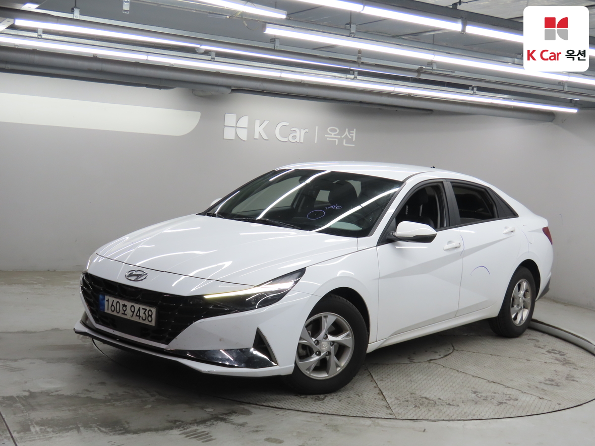 Hyundai Elantra 2021 - Image 1