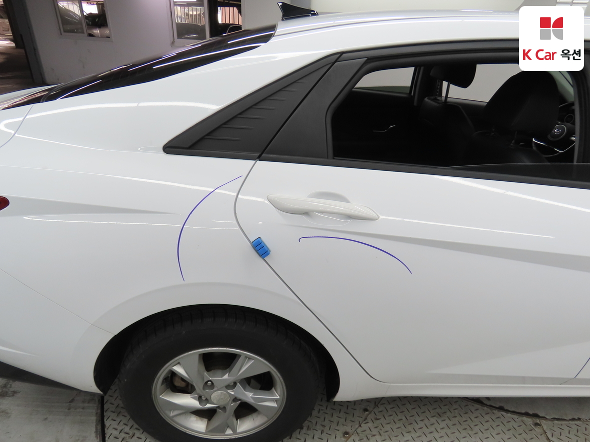 Hyundai Elantra 2021 - Image 38