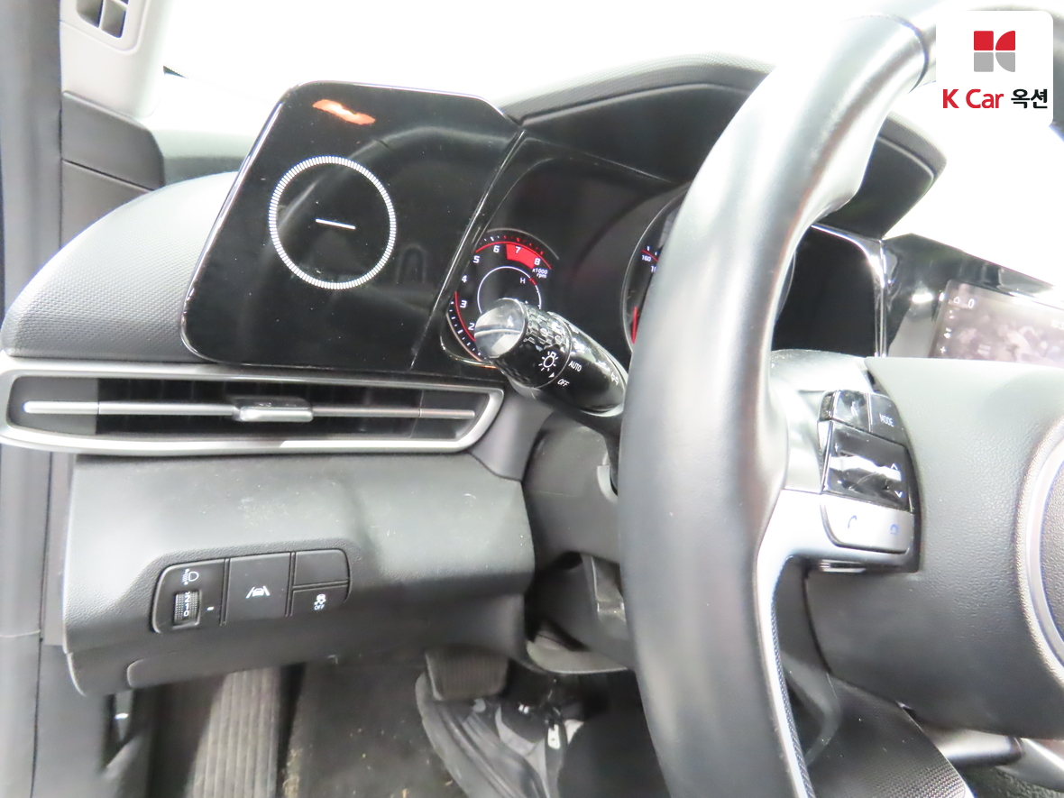 Hyundai Elantra 2021 - Image 9