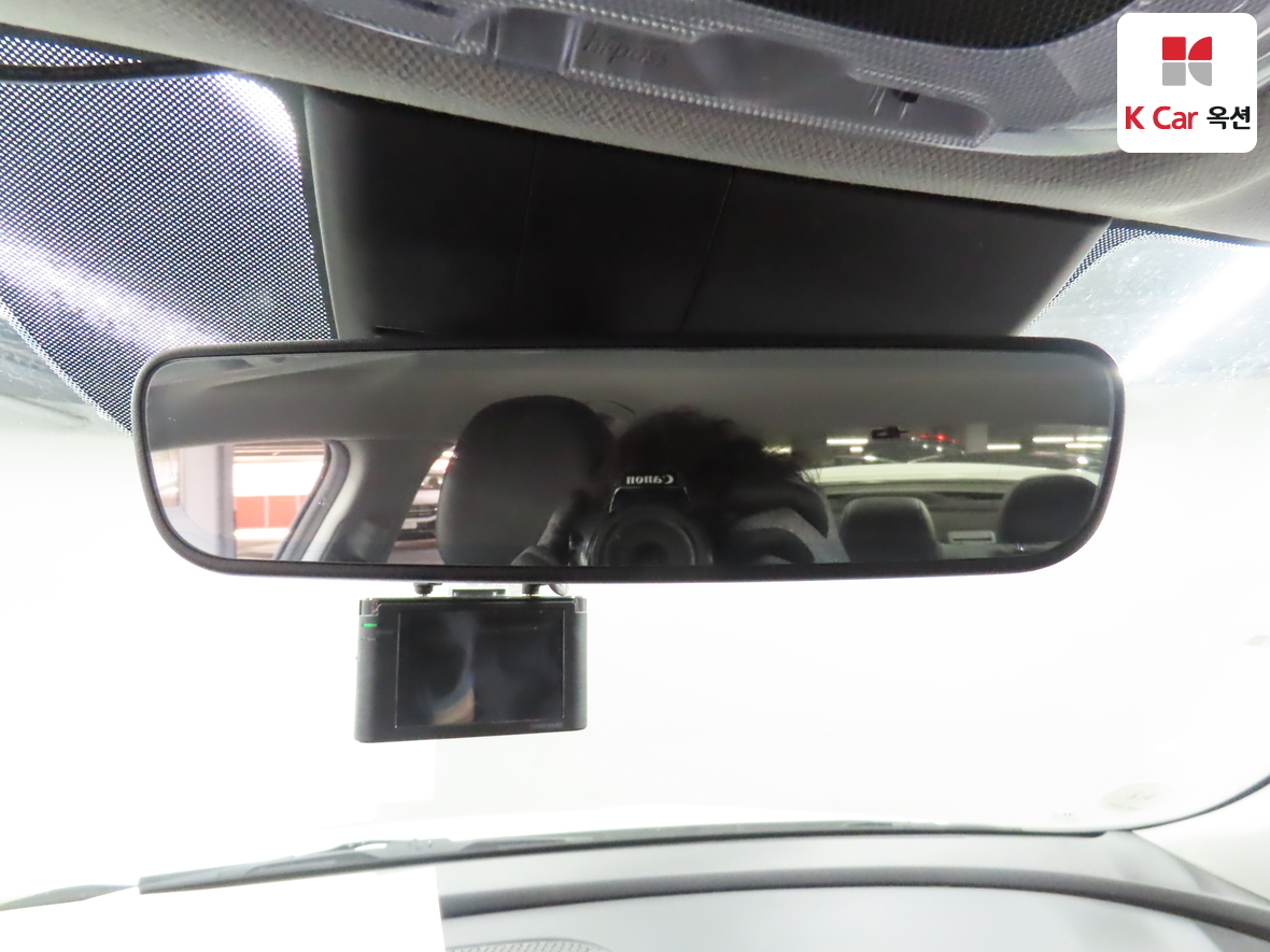 Hyundai Elantra 2021 - Image 13