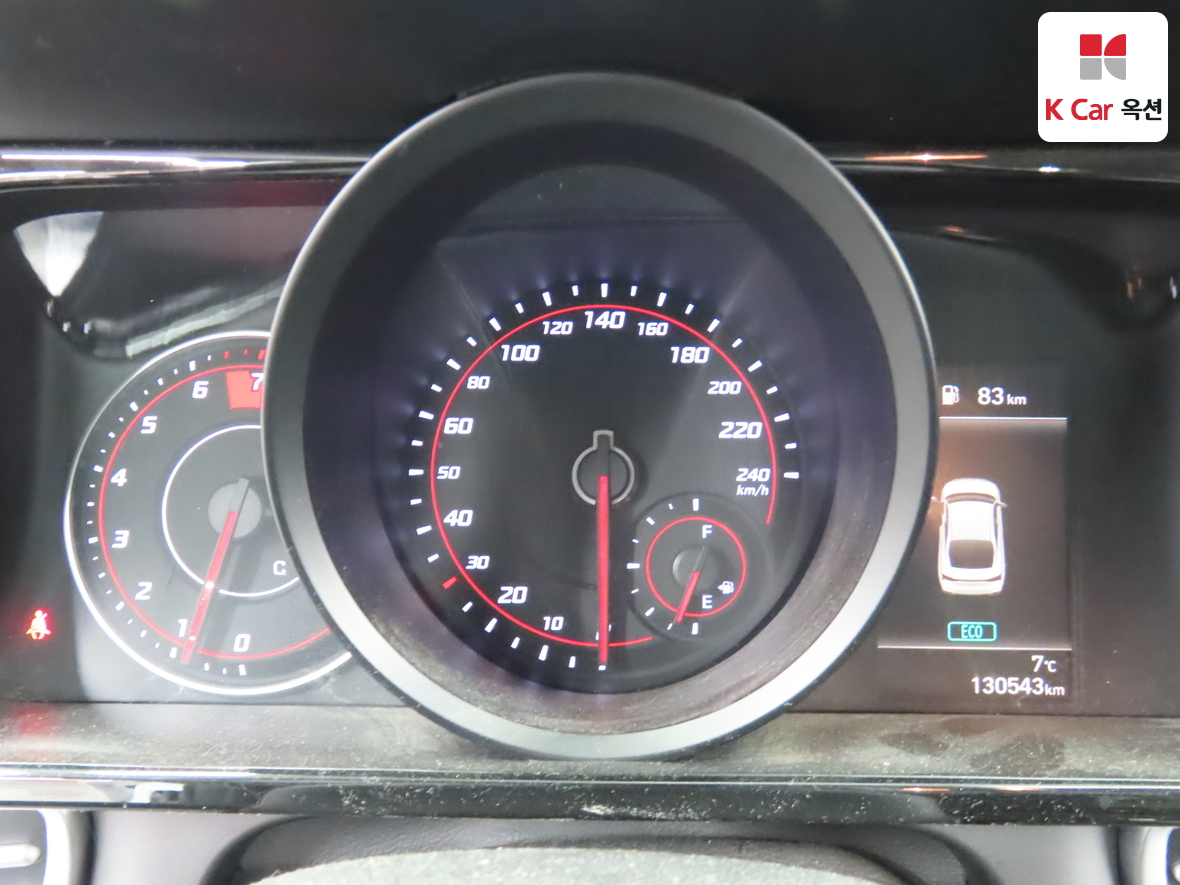 Hyundai Elantra 2021 - Image 5