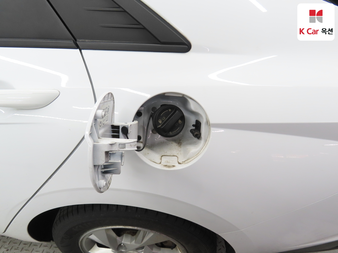 Hyundai Elantra 2021 - Image 24