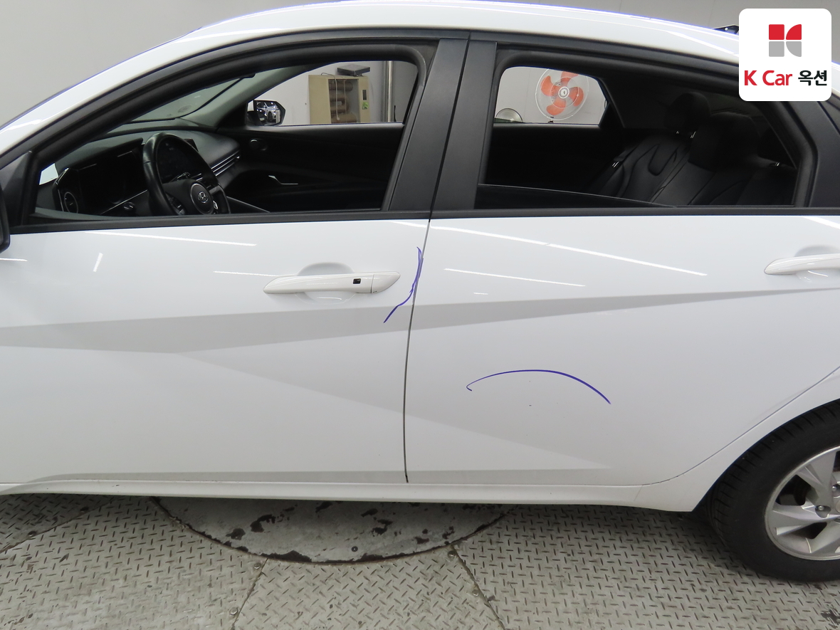 Hyundai Elantra 2021 - Image 35