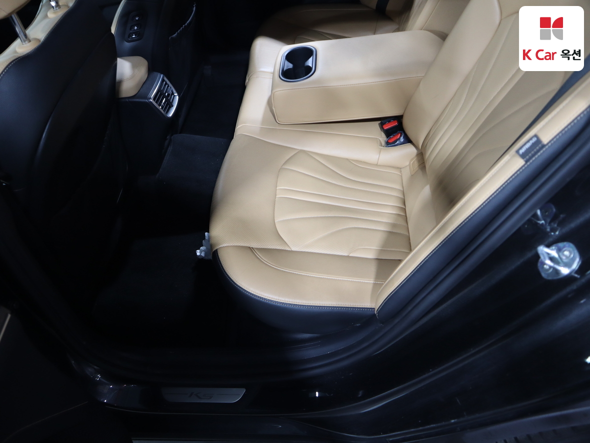 Kia K5 2021 - Image 22