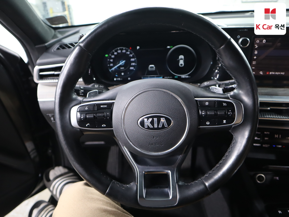 Kia K5 2021 - Image 10