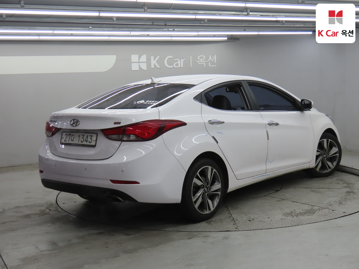 هيونداي إلانترا 2014 - صورة 2