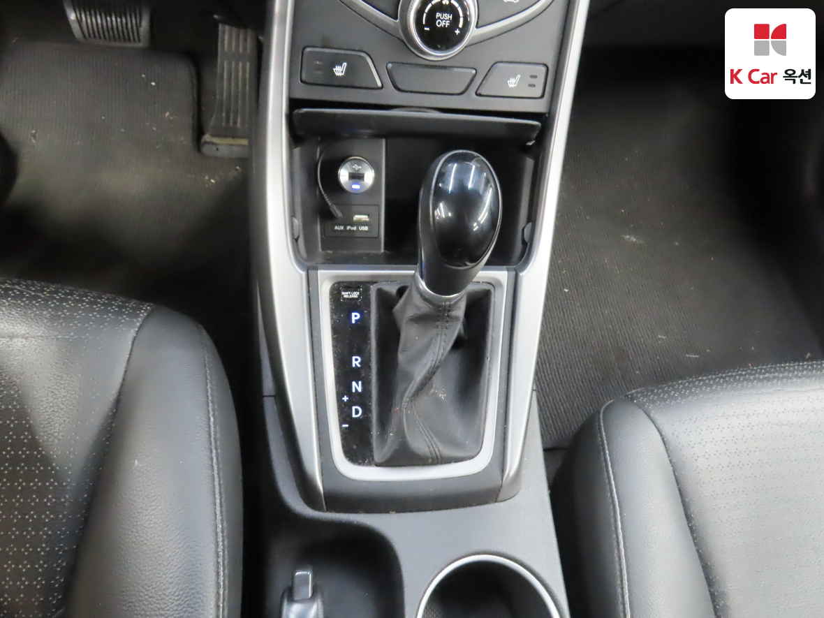 هيونداي إلانترا 2014 - صورة 16