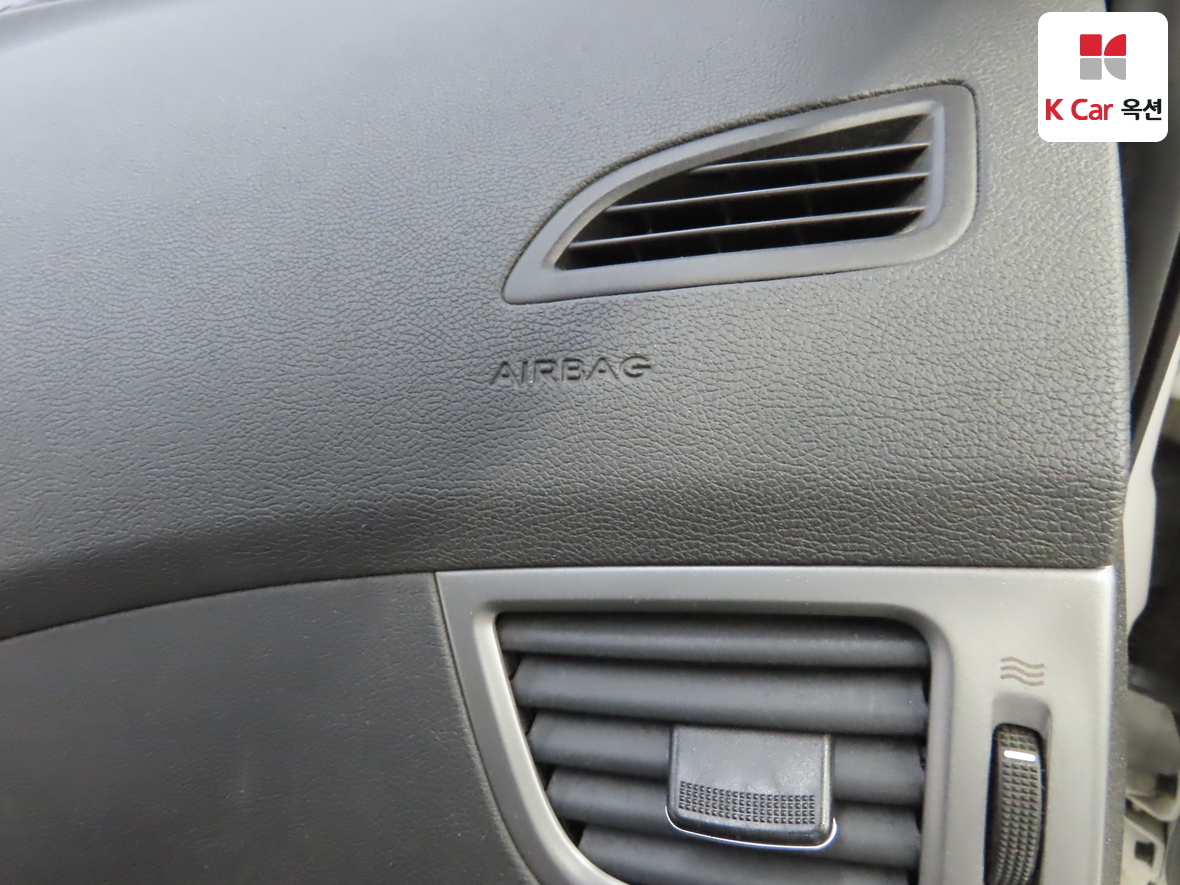 هيونداي إلانترا 2014 - صورة 29