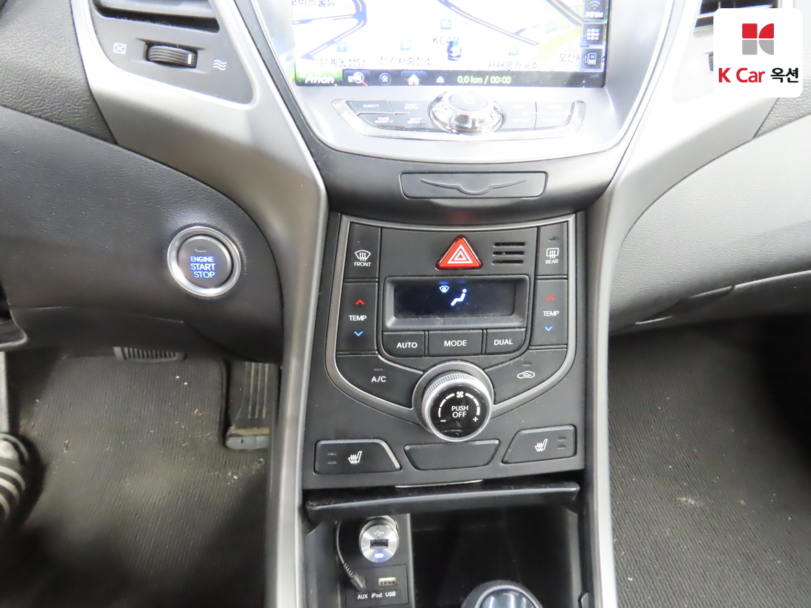 هيونداي إلانترا 2014 - صورة 15