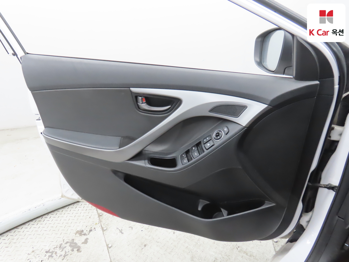 هيونداي إلانترا 2014 - صورة 8