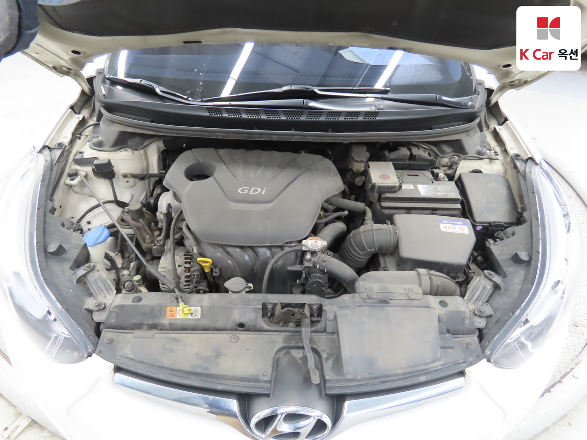 هيونداي إلانترا 2014 - صورة 31