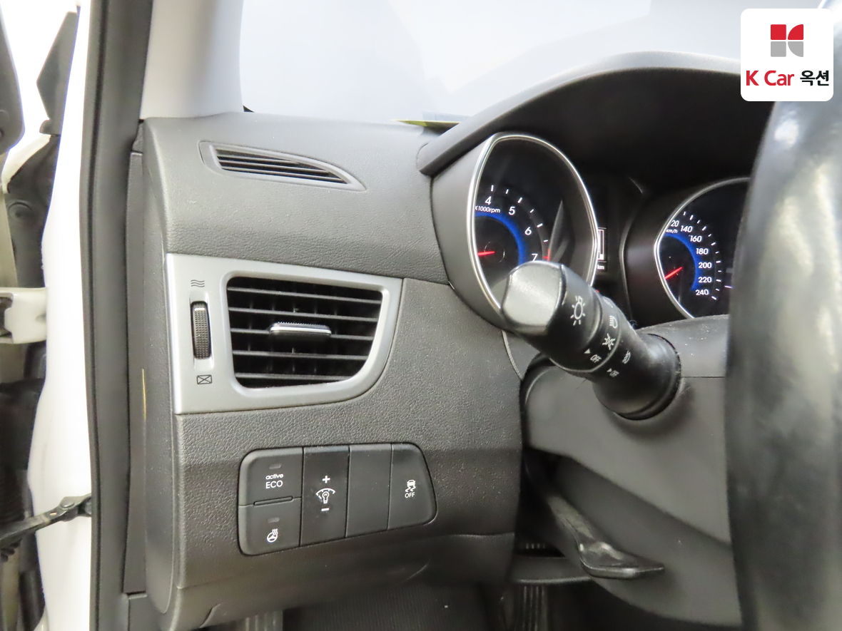 هيونداي إلانترا 2014 - صورة 9