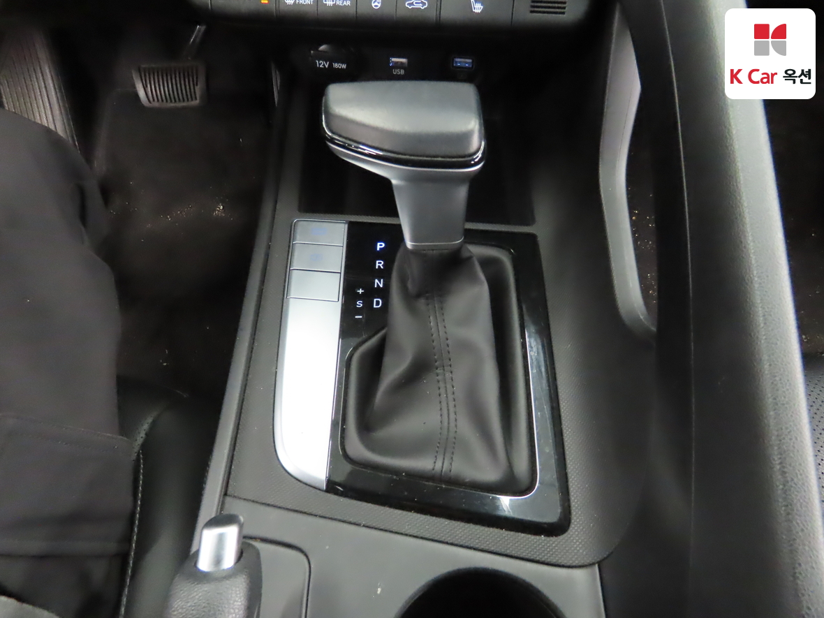 Hyundai Elantra 2021 - Image 16