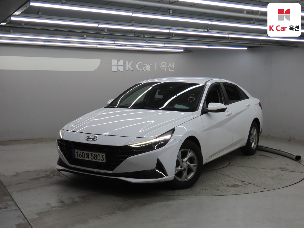 Hyundai Elantra 2021 - Image 1