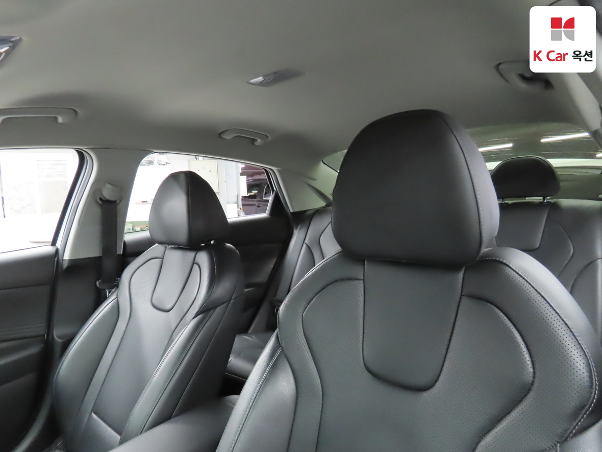 Hyundai Elantra 2021 - Image 19