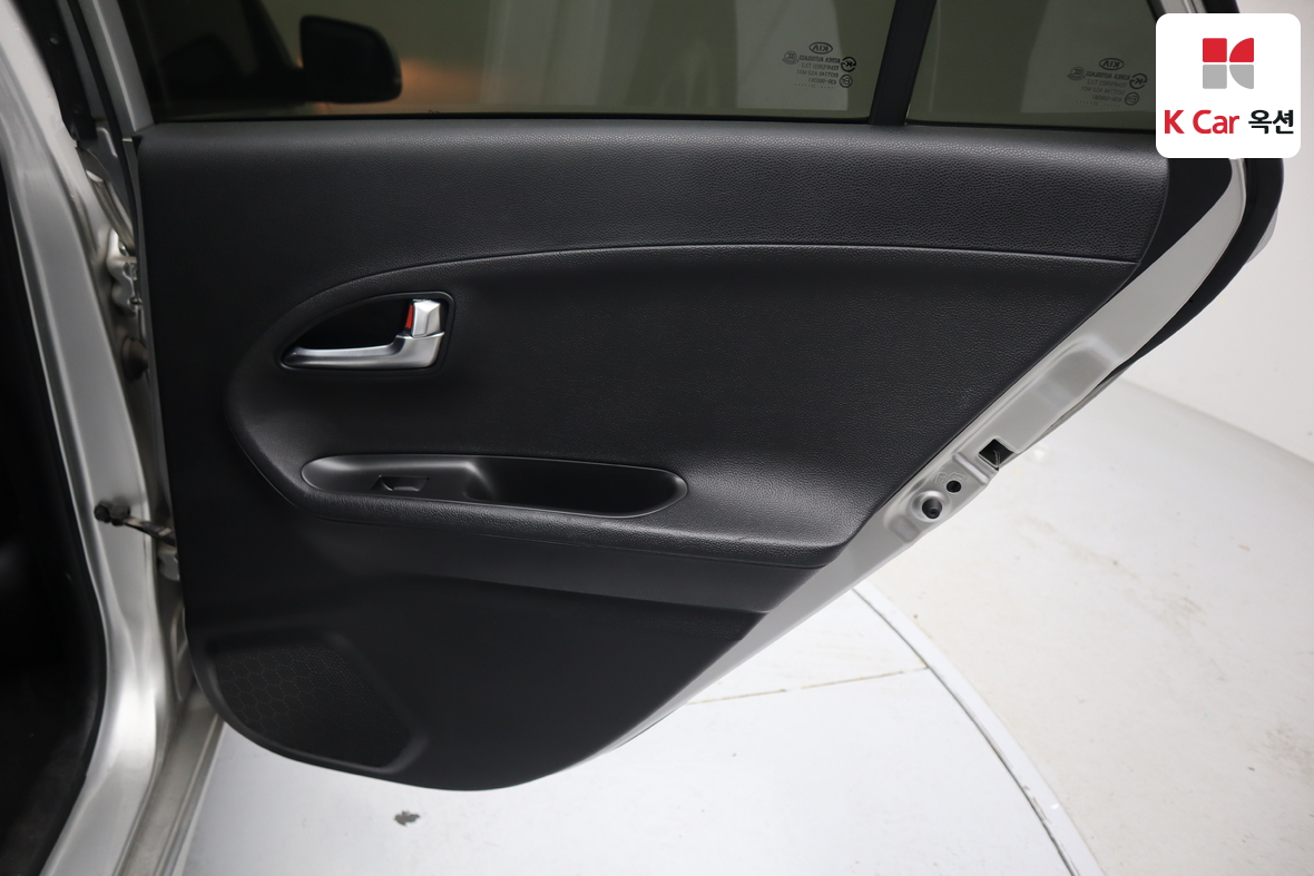 Kia Morning 2012 - Image 26