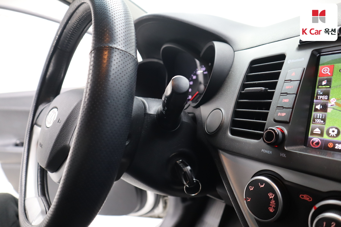 Kia Morning 2012 - Image 11