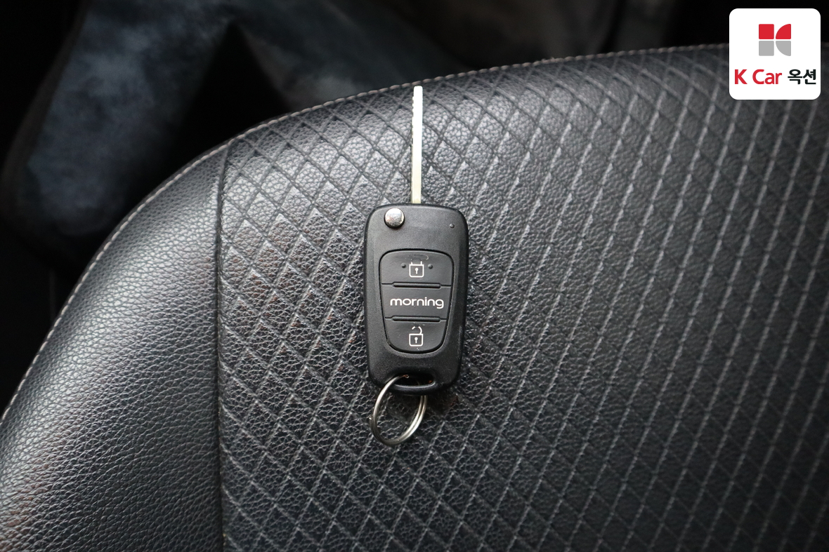 Kia Morning 2012 - Image 17