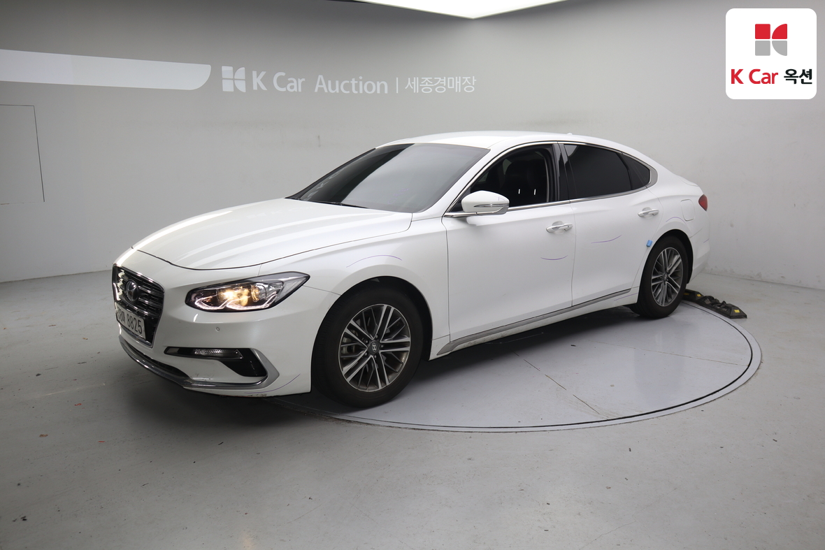 Hyundai AZERA 2017 - Image 1