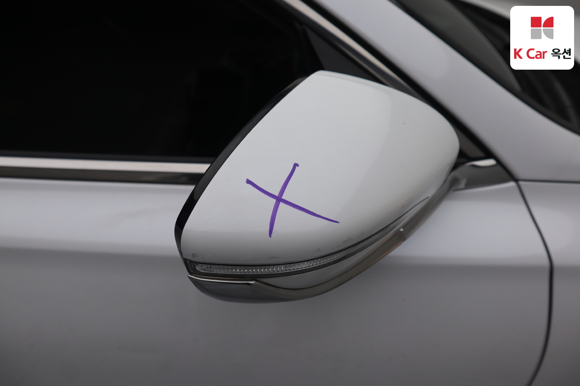 Hyundai AZERA 2017 - Image 40