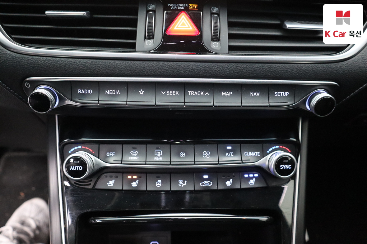 Hyundai AZERA 2017 - Image 14