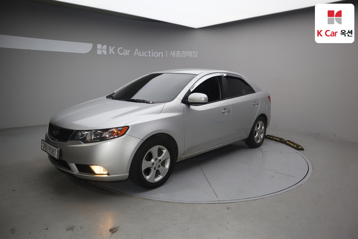 Kia Forte 2009 - Image 1